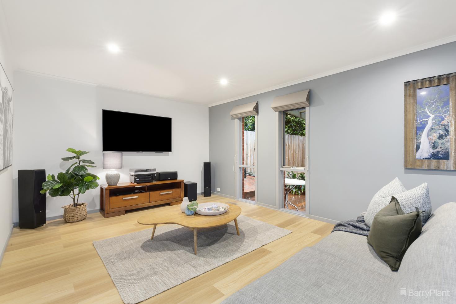 10 Stirling Court, Eltham North, VIC 3095, Eltham North - Thumbnail 2