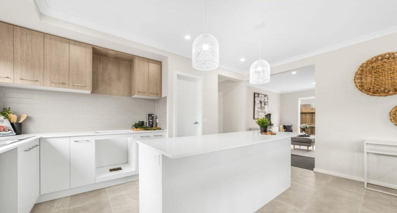 10 Story Street, Fraser Rise, VIC 3336 - Thumbnail 1 - 30/07/2026