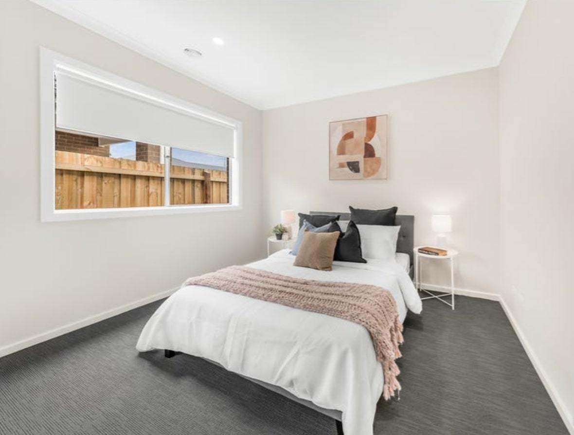 10 Story Street, Fraser Rise, VIC 3336 - Thumbnail 2 - 30/07/2026