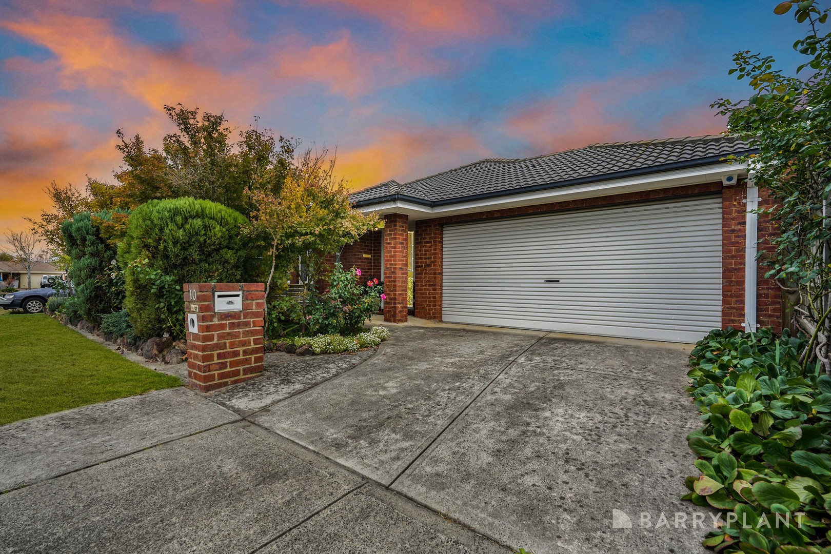 10 Streeton Court, Pakenham, VIC 3810 - Thumbnail 1 - 30/07/2025