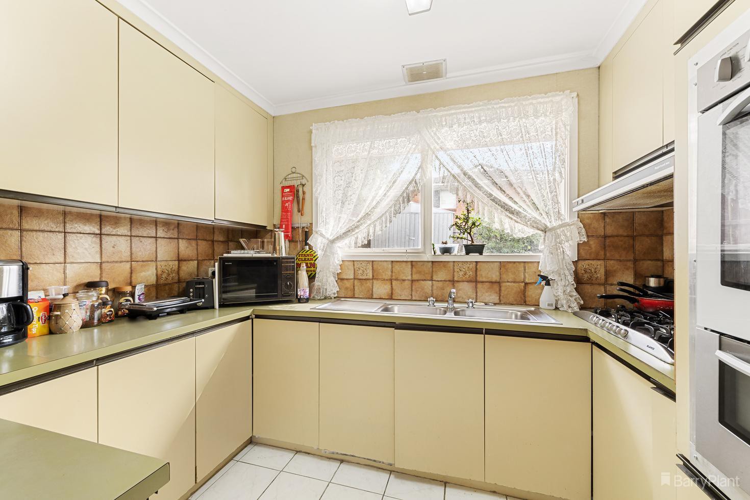 10 Sunray Court, Donvale, VIC 3111, Donvale - Thumbnail 4