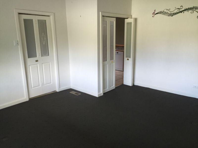 10 Talbot Street, Sunshine North, VIC 3020, Sunshine North - Thumbnail 2