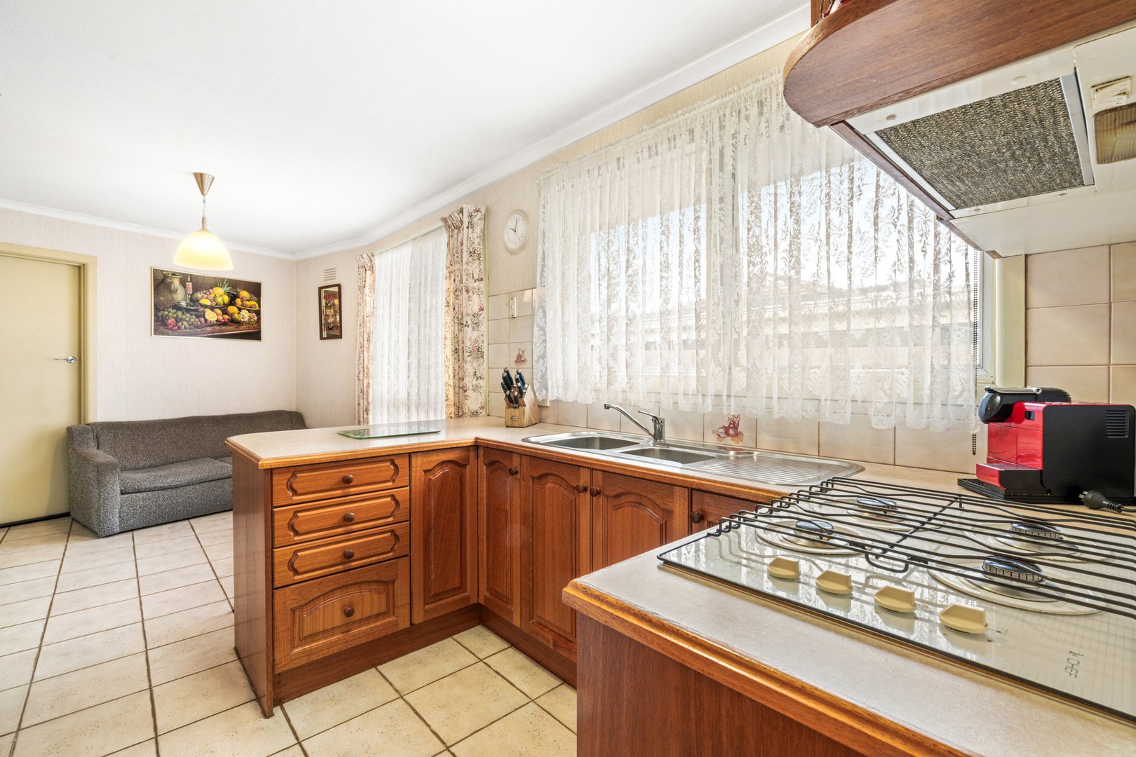 10 Teleta Crescent, Corio, VIC 3214, Corio - Thumbnail 3