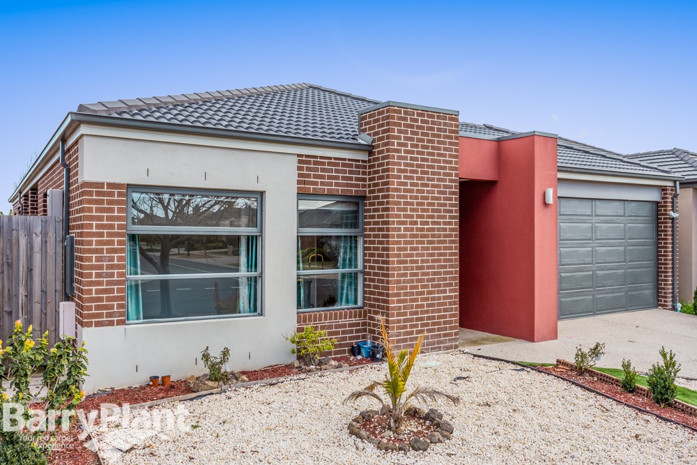10 Tiarella Street, Point Cook, VIC 3030, Point Cook - Thumbnail 2