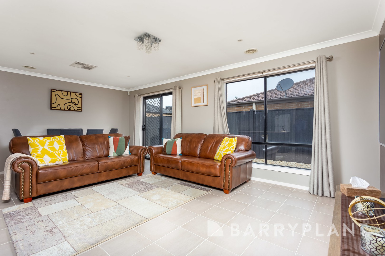 10 Tobago Avenue, Point Cook, VIC 3030, Point Cook - Thumbnail 6