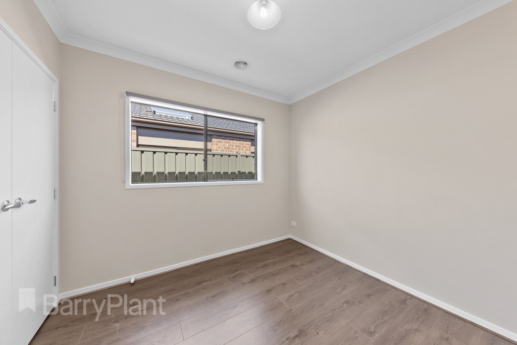 10 Tora Crescent, Fraser Rise, VIC 3336, Fraser Rise - Thumbnail 6