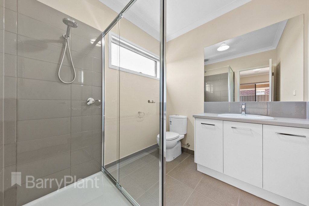 10 Tora Crescent, Fraser Rise, VIC 3336, Fraser Rise - Thumbnail 7