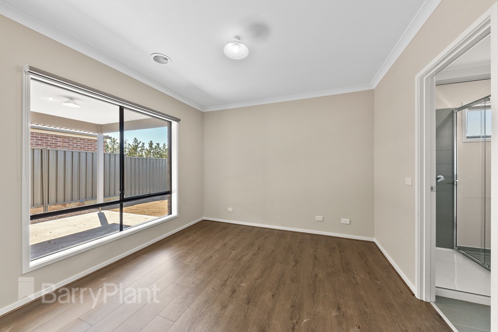 10 Tora Crescent, Fraser Rise, VIC 3336, Fraser Rise - Thumbnail 8