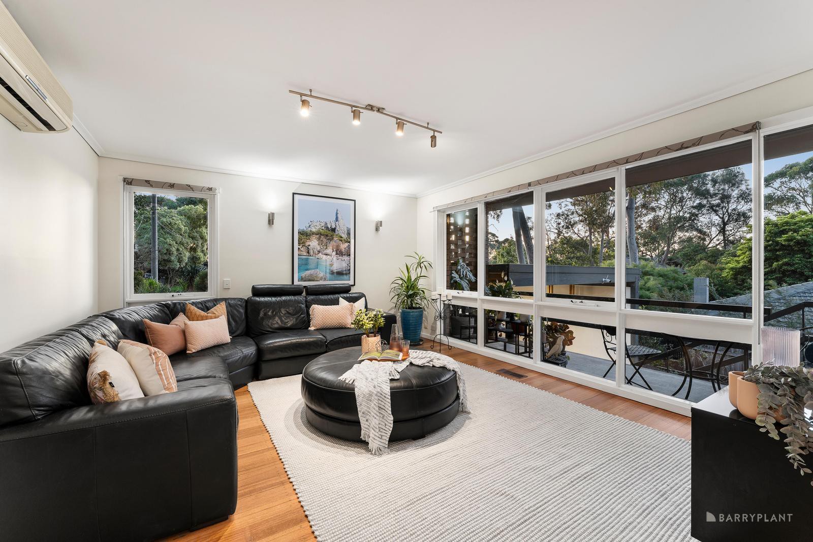 10 Treetop Court, Heathmont, VIC 3135, Heathmont - Thumbnail 2