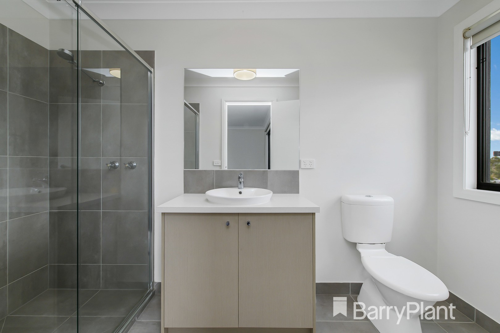 10 Treeve Parkway, Werribee, VIC 3030, Werribee - Thumbnail 8