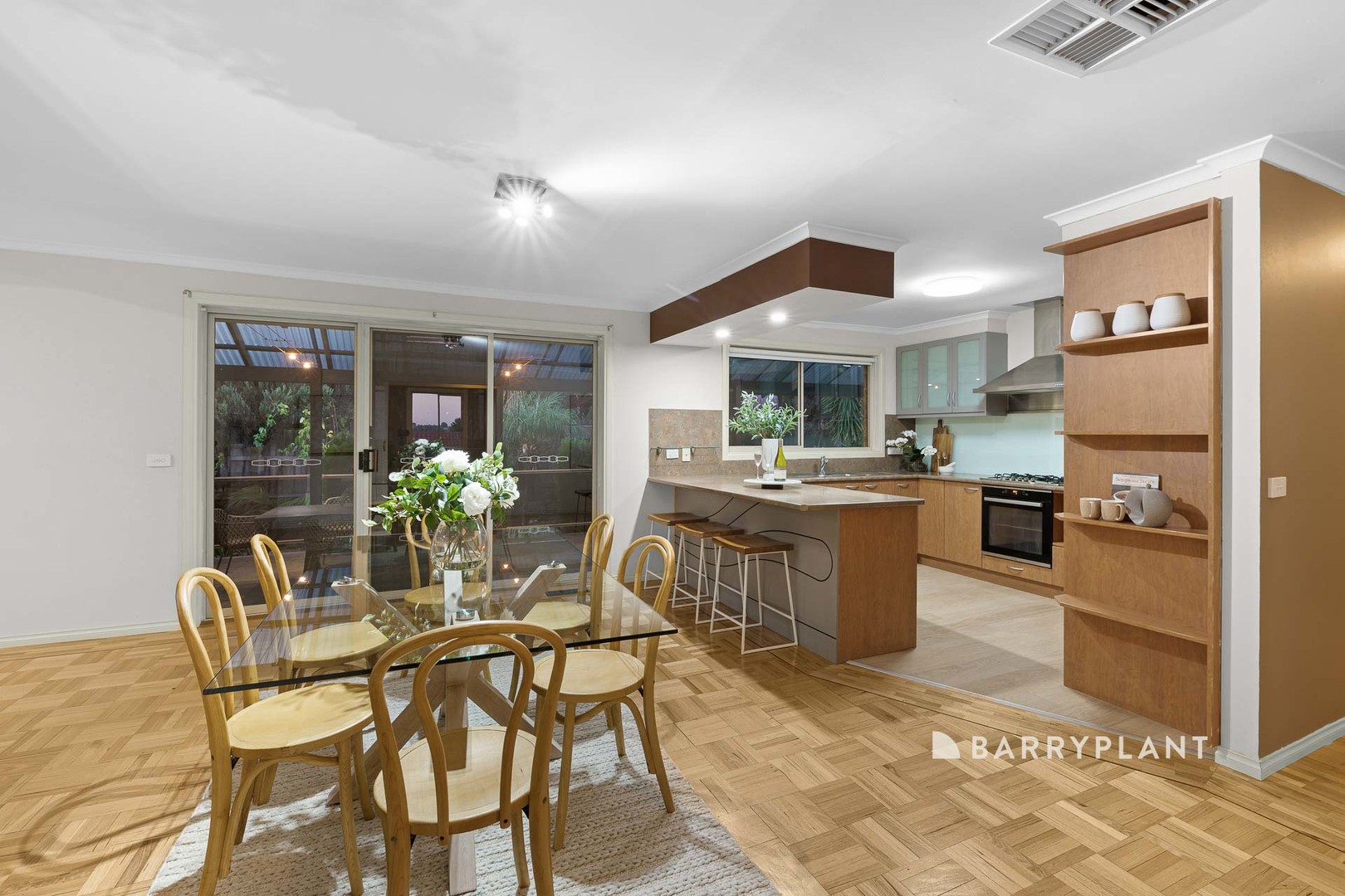 10 Vegas Court, Narre Warren, VIC 3805, Narre Warren - Thumbnail 5
