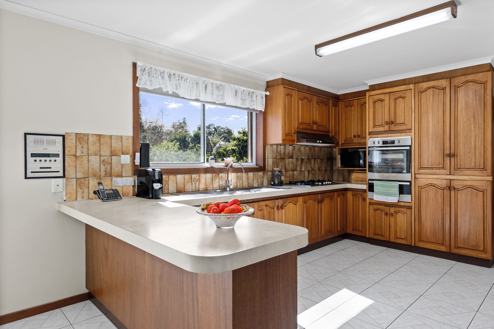 10 Venice Court, Avondale Heights, VIC 3034, Avondale Heights - Thumbnail 5