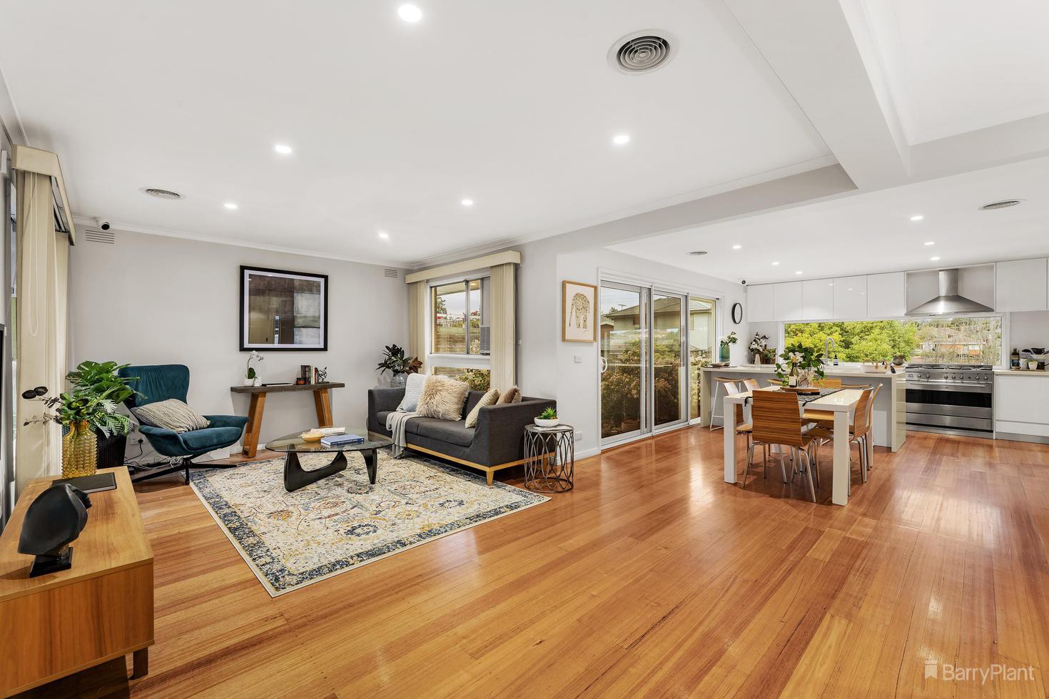 10 Vera Street, Bulleen, VIC 3105, Bulleen - Thumbnail 4