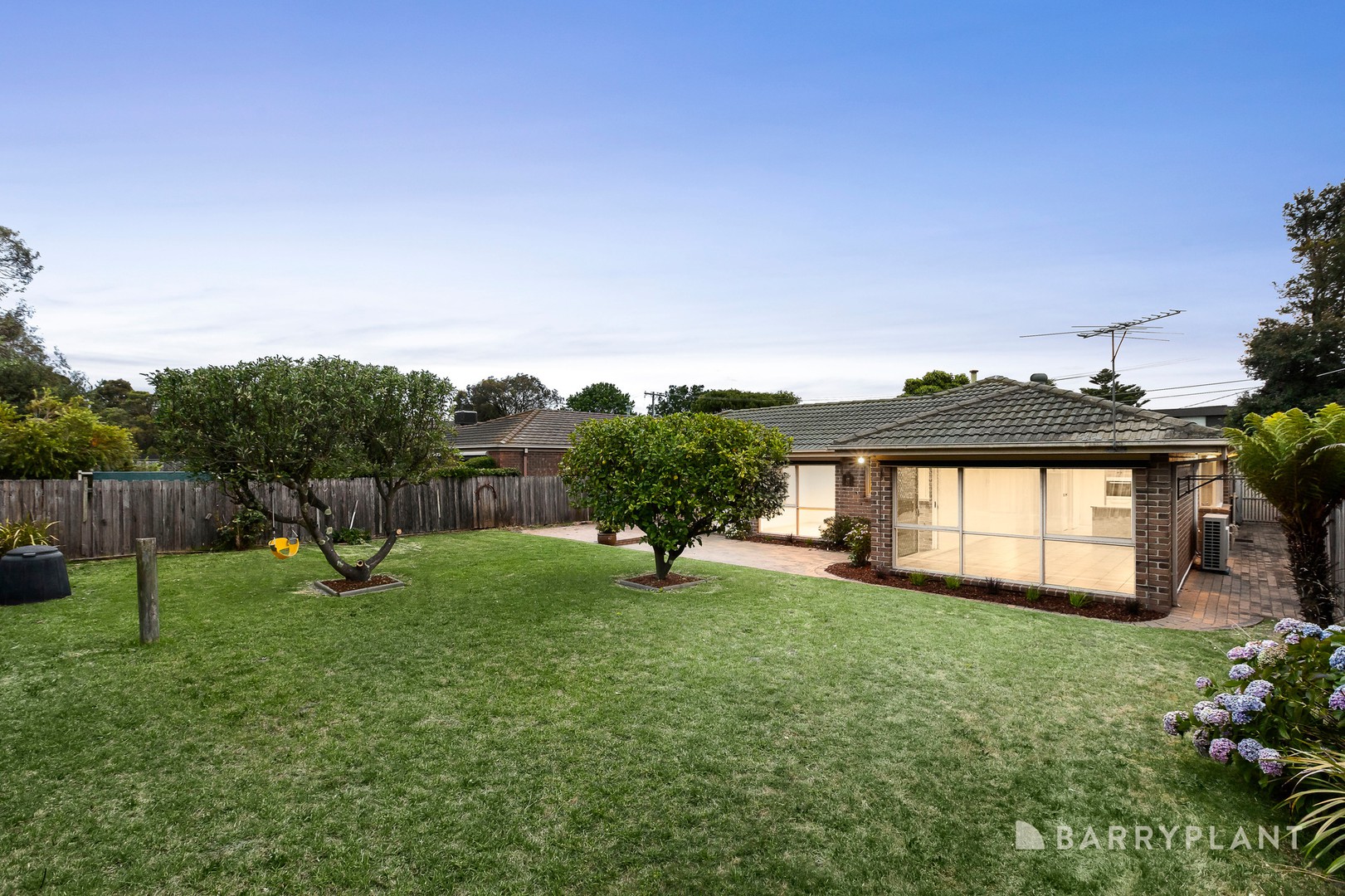 10 Verbena Street, Mordialloc, VIC 3195, Mordialloc - Thumbnail 8