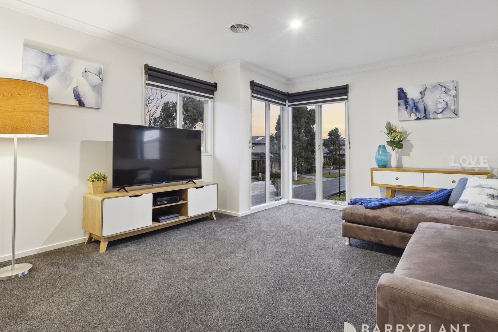 10 Verdant Street, Wantirna South, VIC 3152, Wantirna South - Thumbnail 2