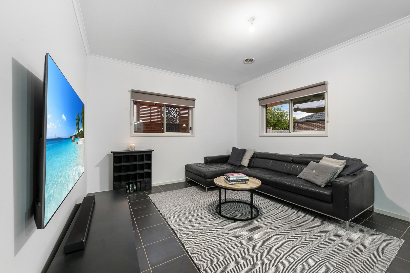 10 Verdon AvenueCaroline Springs, VIC 3023, Caroline Springs - Thumbnail 3