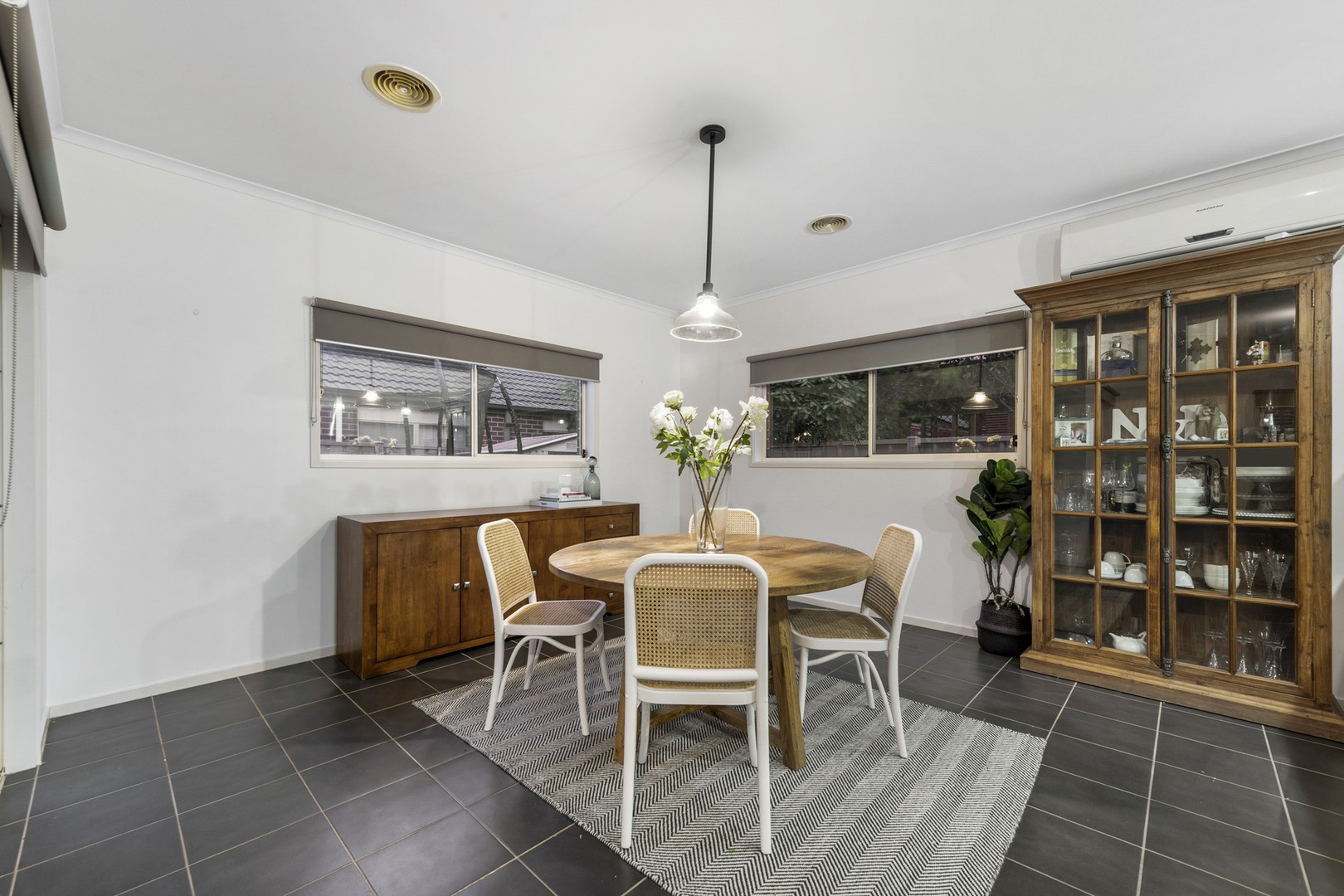 10 Verdon AvenueCaroline Springs, VIC 3023, Caroline Springs - Thumbnail 6