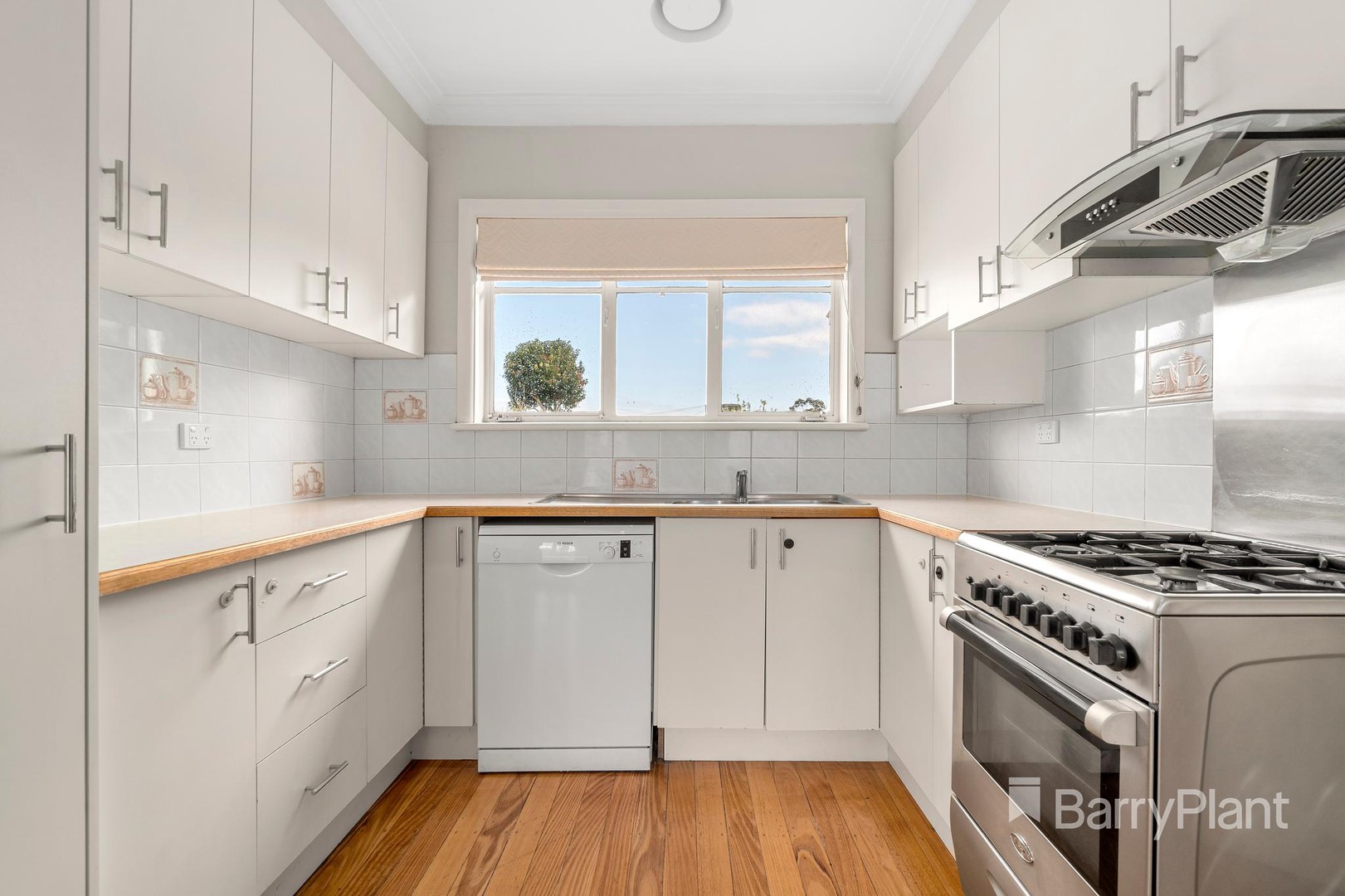 10 Vermont Street, Blackburn South, VIC 3130, Blackburn South - Thumbnail 4