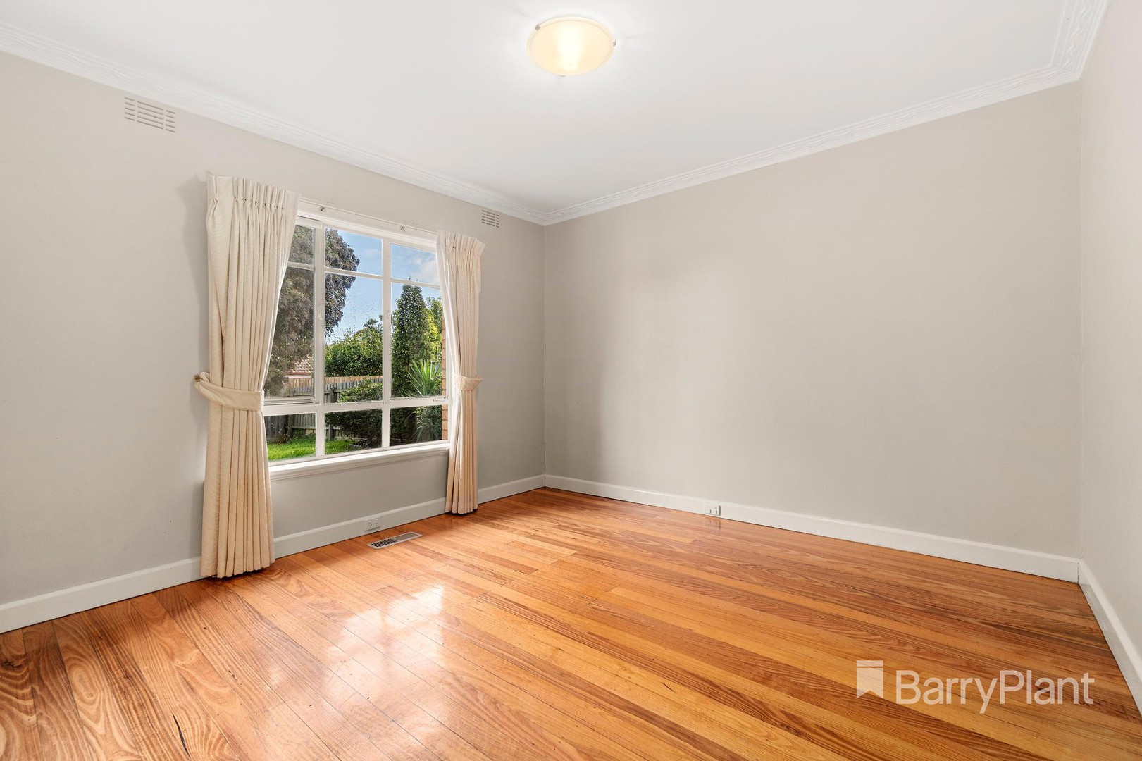 10 Vermont Street, Blackburn South, VIC 3130, Blackburn South - Thumbnail 7