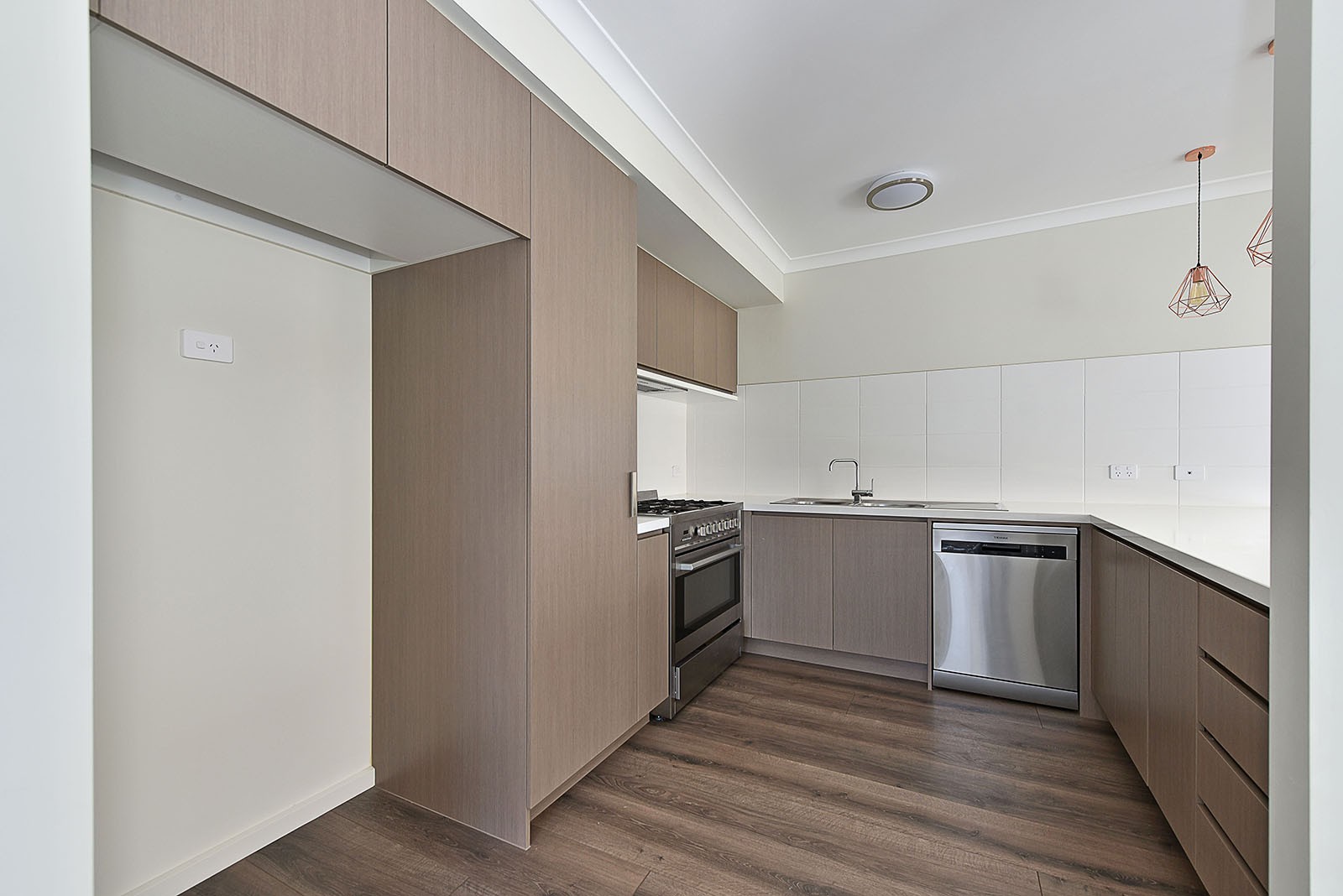 10 Village Crescent, Westmeadows, VIC 3049, Westmeadows - Thumbnail 4