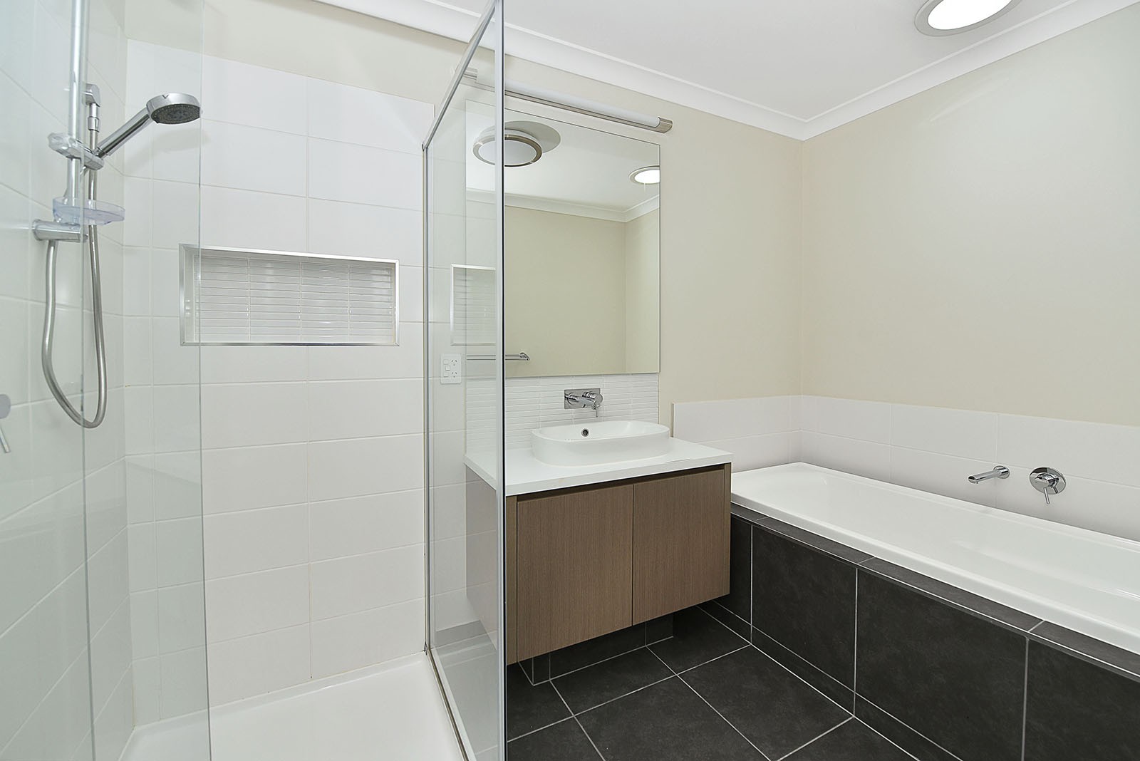 10 Village Crescent, Westmeadows, VIC 3049, Westmeadows - Thumbnail 5