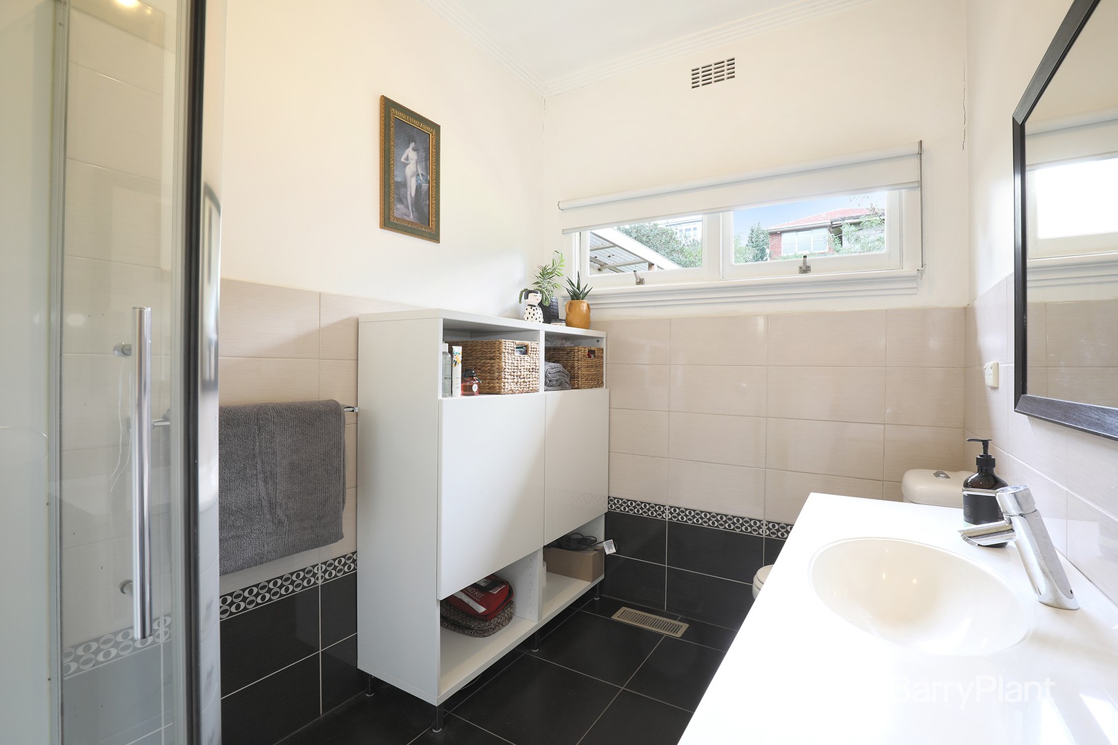 10 Vincent Street, Oak Park, VIC 3046, Oak Park - Thumbnail 6