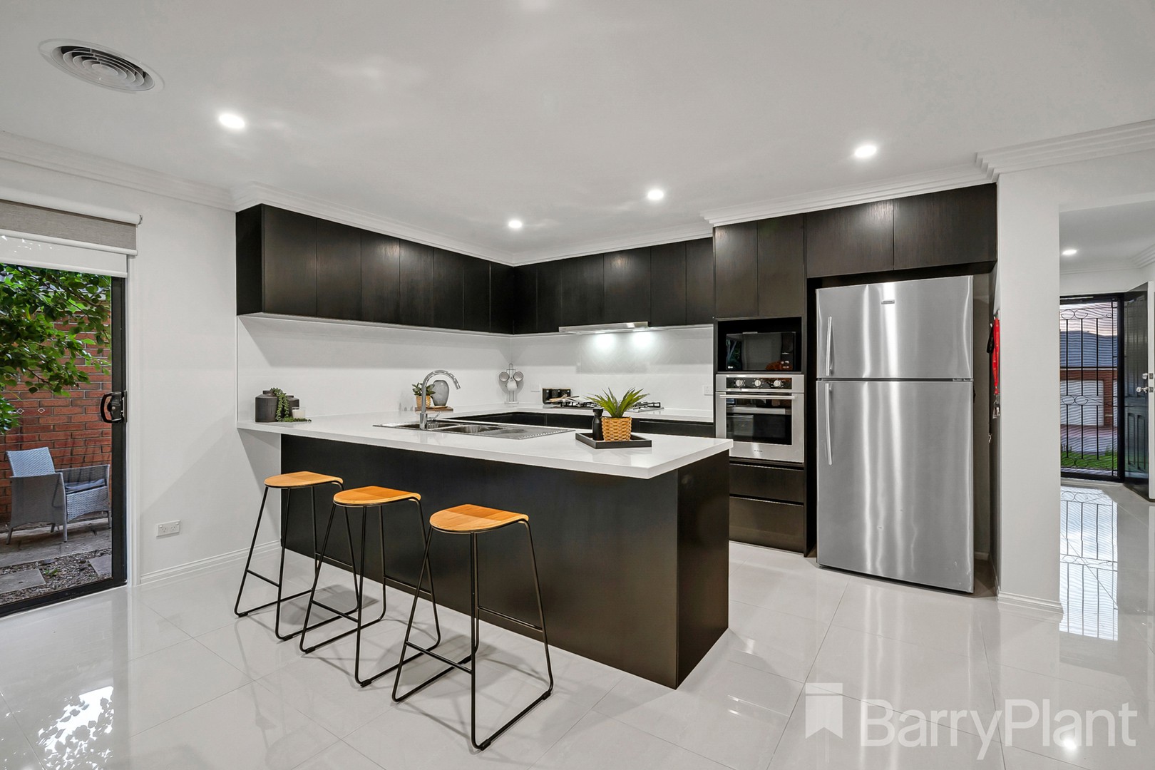 10 Vitis Drive, Bundoora, VIC 3083, Bundoora - Thumbnail 4