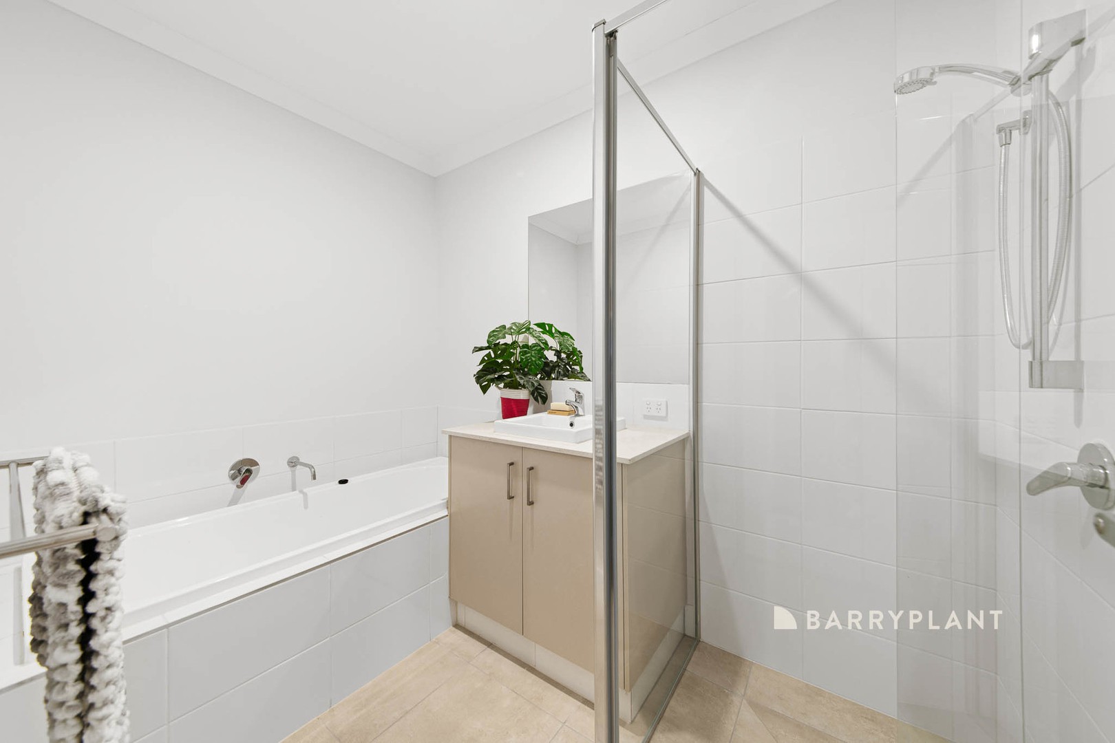 10 Wanstead Way, Cranbourne West, VIC 3977, Cranbourne West - Thumbnail 6