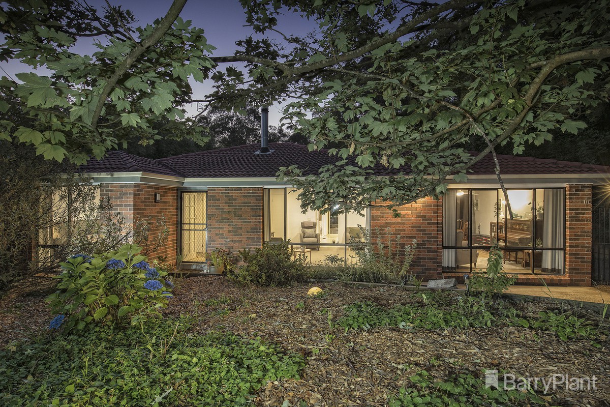 10 Waratah Way, Cockatoo, VIC 3781, Cockatoo - Thumbnail 2