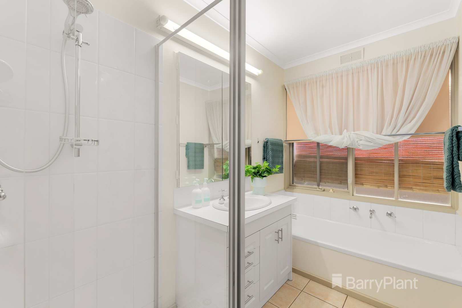 10 Warwick Close, Wantirna, VIC 3152, Wantirna - Thumbnail 8