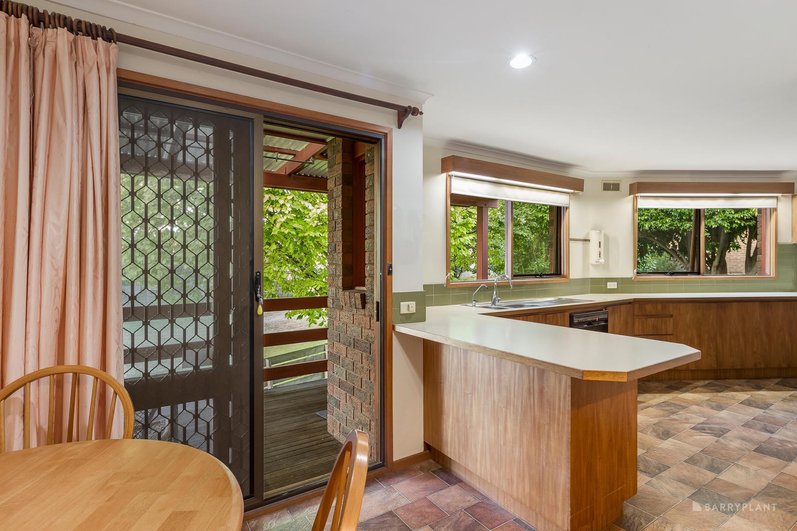10 Watling Terrace, Doncaster East, VIC 3109, Doncaster East - Thumbnail 4