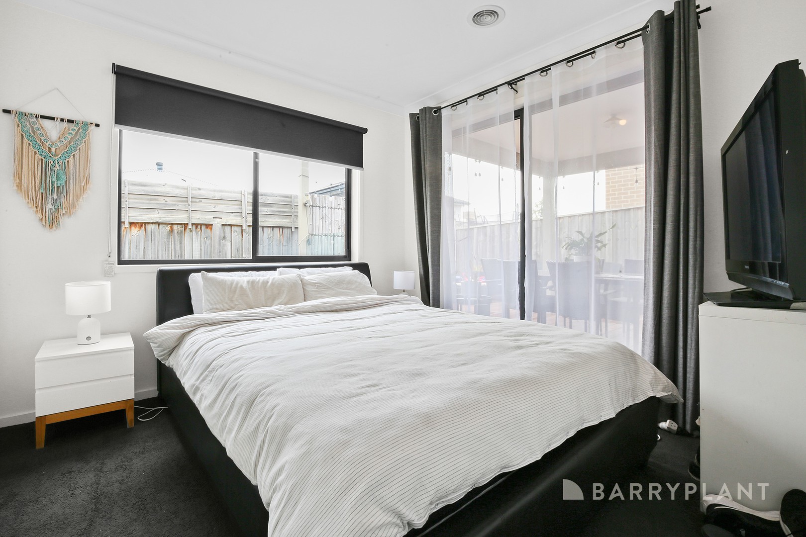 10 Wenn Avenue, Clyde North, VIC 3978, Clyde North - Thumbnail 7
