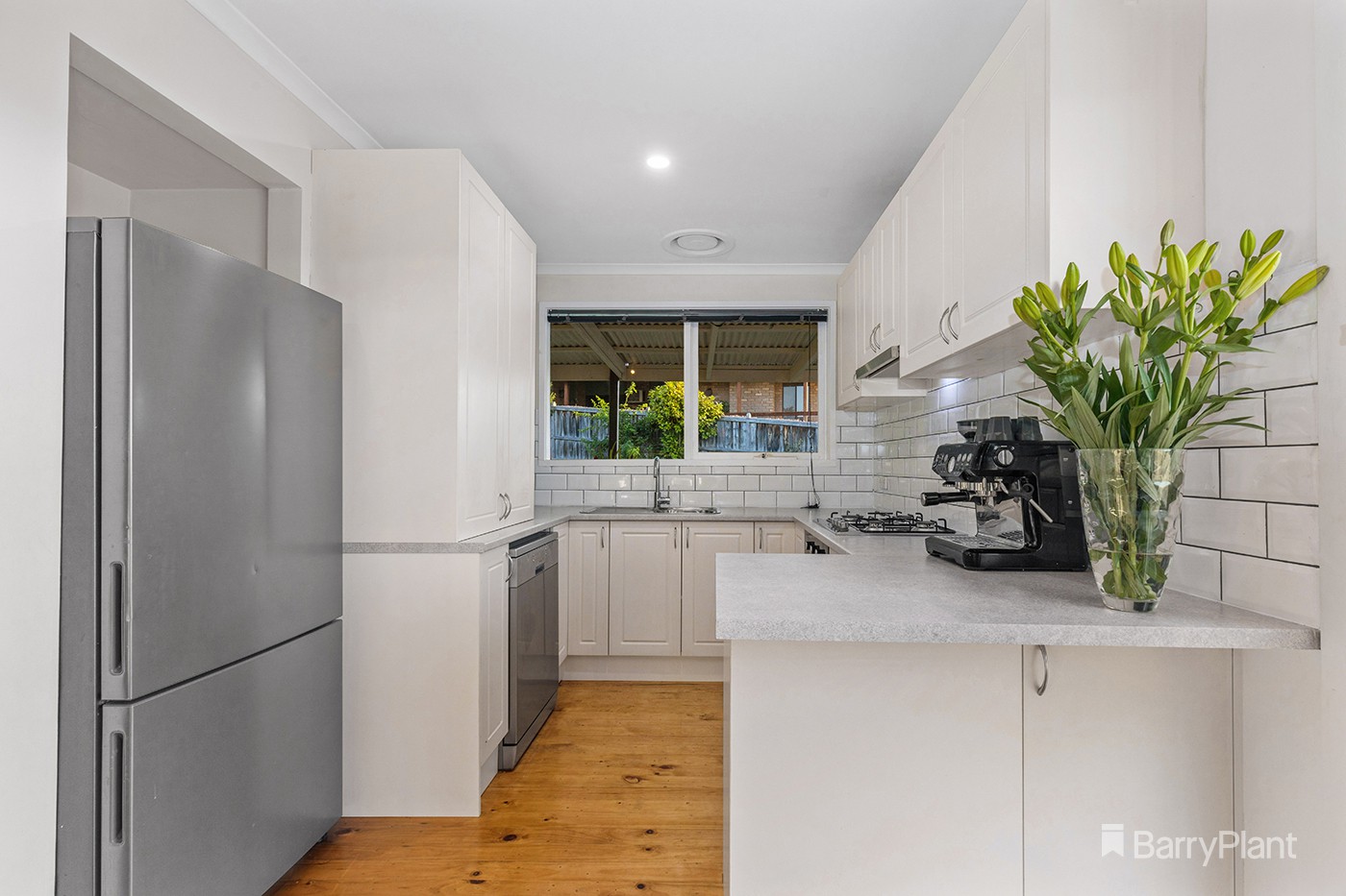 10 Weymar Crescent, Wandin North, VIC 3139, Wandin North - Thumbnail 4