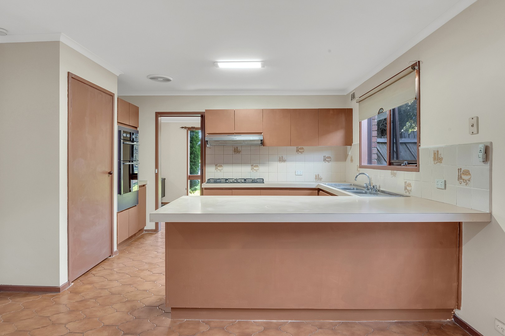 10 Whitehaven Court, Craigieburn, VIC 3064, Craigieburn - Thumbnail 4