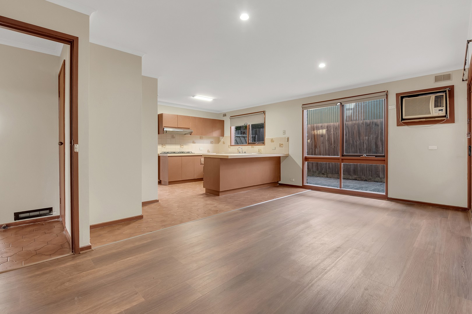 10 Whitehaven Court, Craigieburn, VIC 3064, Craigieburn - Thumbnail 5