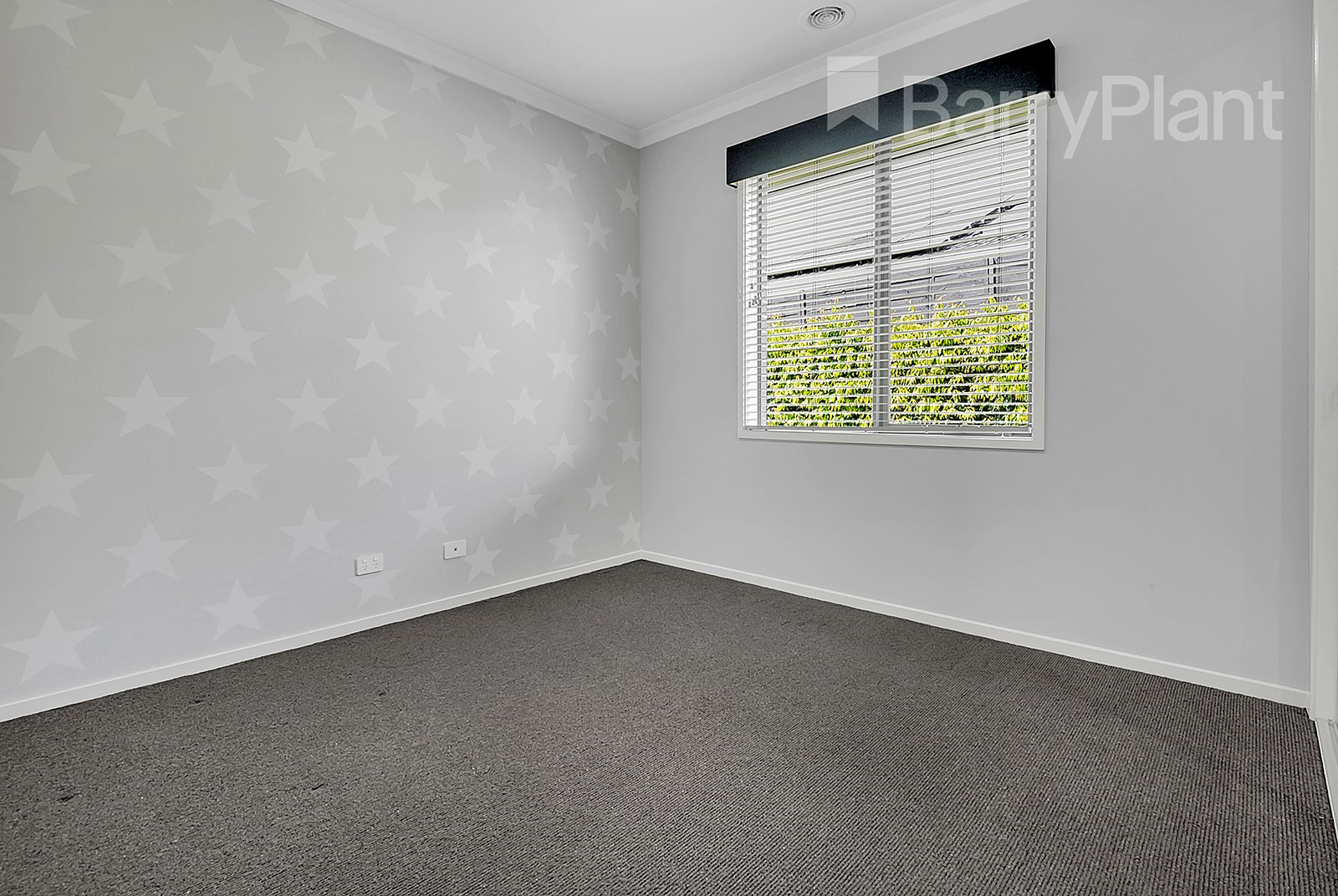 10 Whiteleaf Drive, Mickleham, VIC 3064, Mickleham - Thumbnail 3
