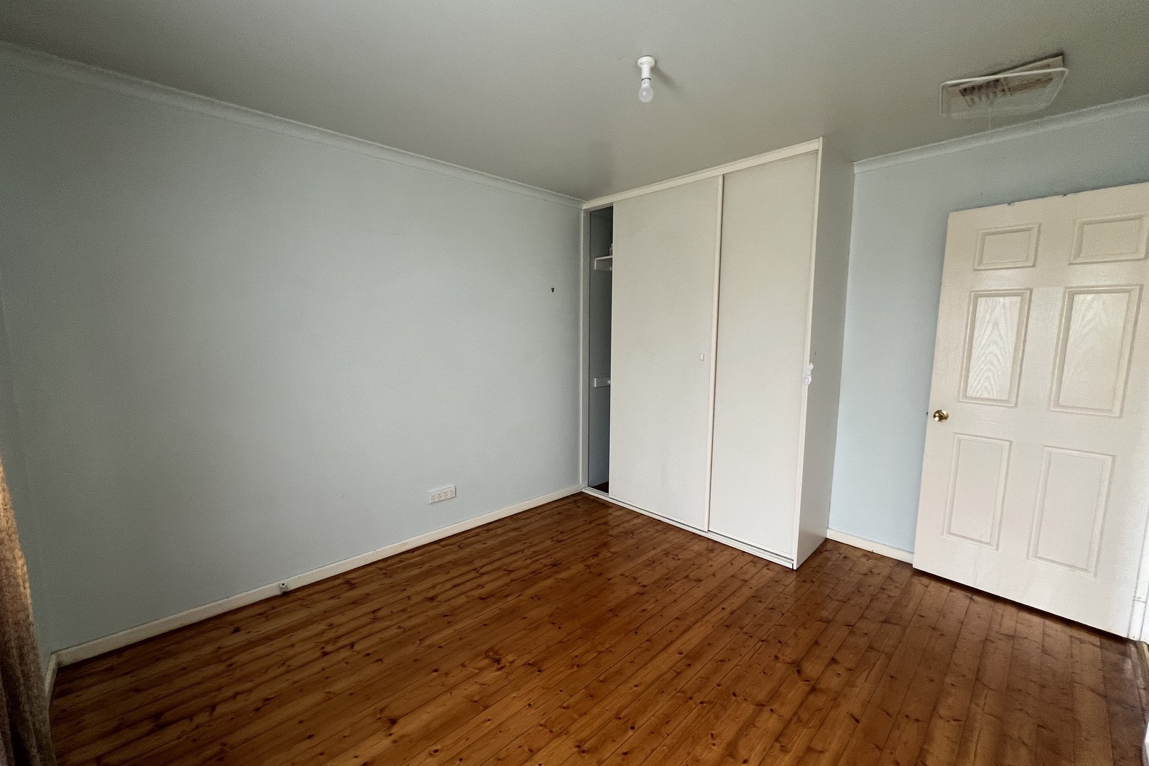 10 Wilkinson Road, Sunshine, VIC 3020, Sunshine - Thumbnail 3
