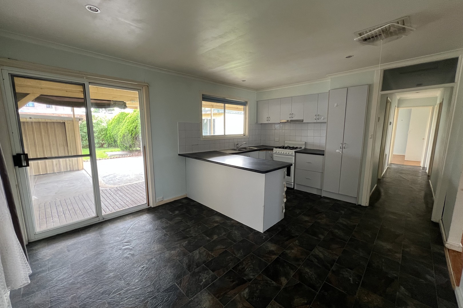 10 Wilkinson Road, Sunshine, VIC 3020, Sunshine - Thumbnail 5