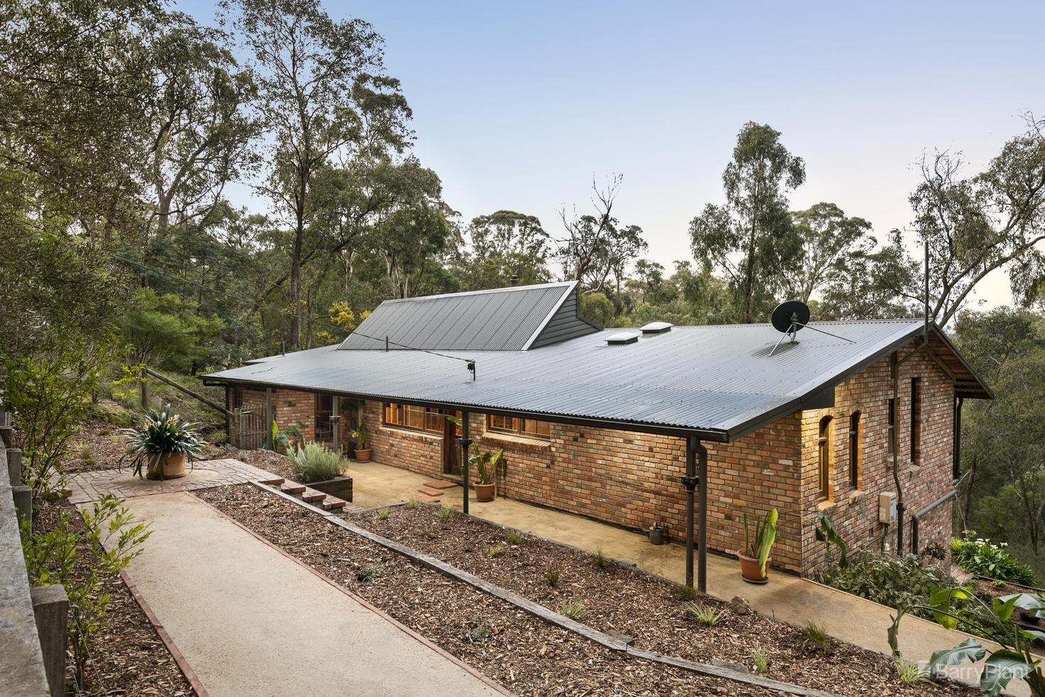 10 Wilma Grove, St Andrews, VIC 3761, St Andrews - Thumbnail 4