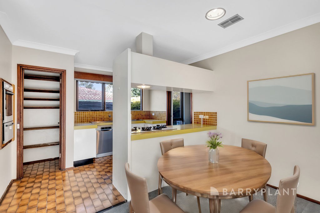 10 Wilton Crescent, Wheelers Hill, VIC 3150, Wheelers Hill - Thumbnail 5