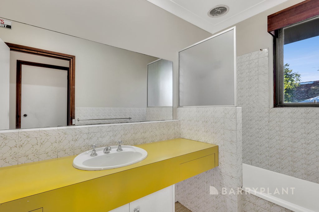 10 Wilton Crescent, Wheelers Hill, VIC 3150, Wheelers Hill - Thumbnail 8