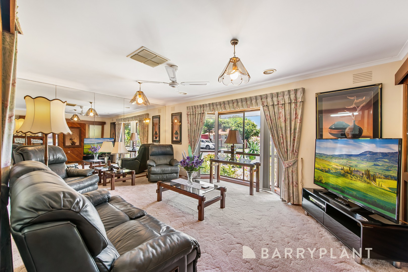 10 Windsor Avenue, Wyndham Vale, VIC 3024, Wyndham Vale - Thumbnail 3