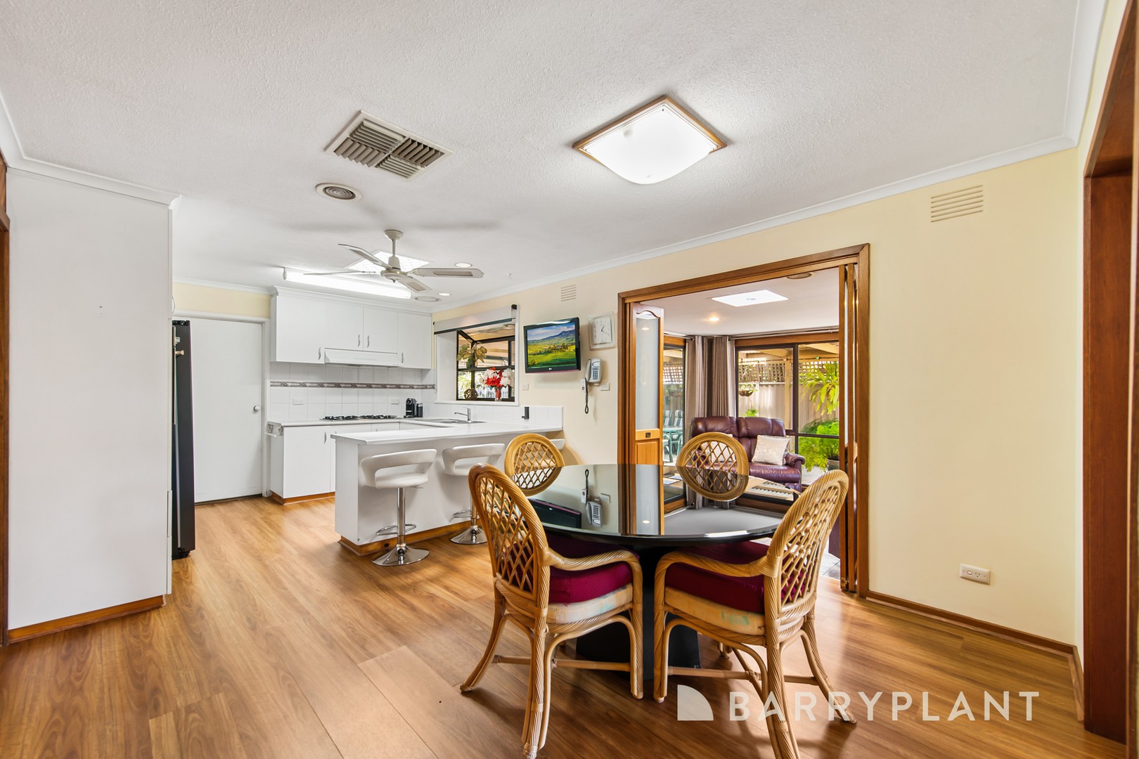10 Windsor Avenue, Wyndham Vale, VIC 3024, Wyndham Vale - Thumbnail 7