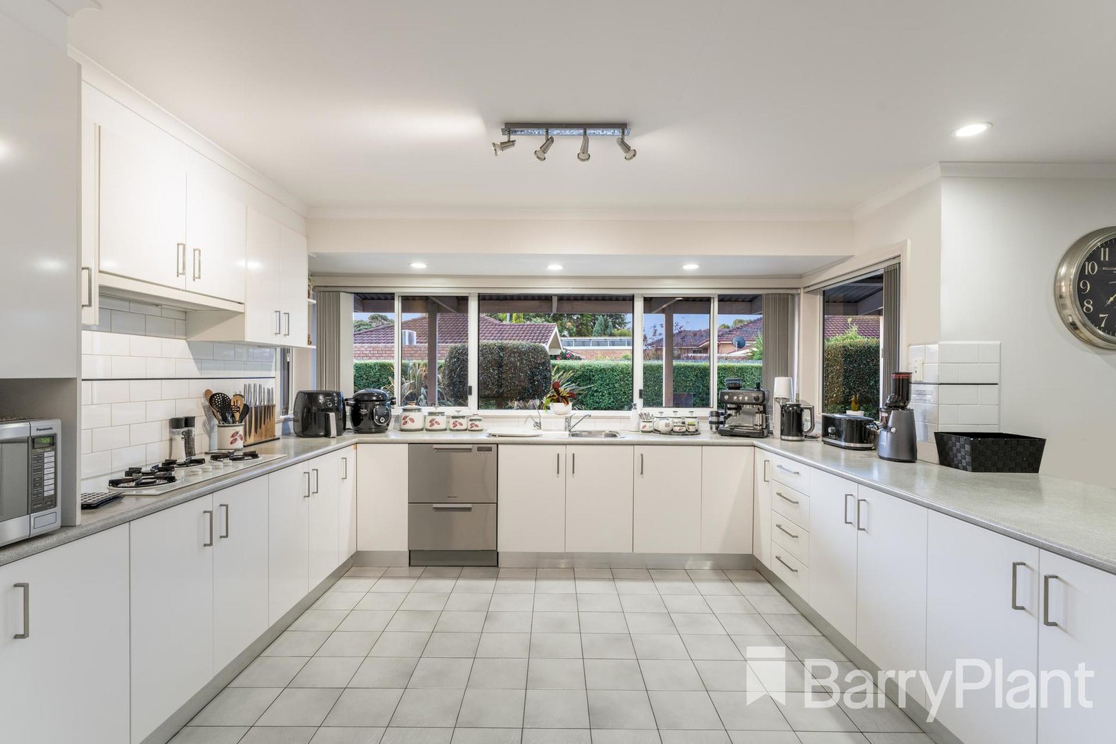 10 Wirraway CrescentNorlane, VIC 3214, Norlane - Thumbnail 4