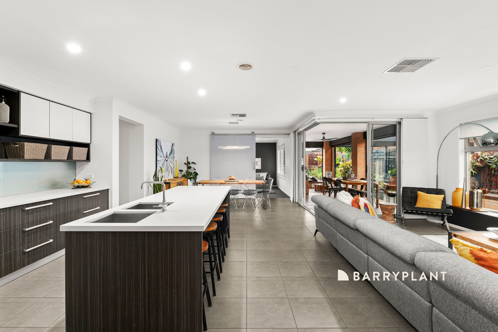 10 Wombat Court, Narre Warren South, VIC 3805, Narre Warren South - Thumbnail 6
