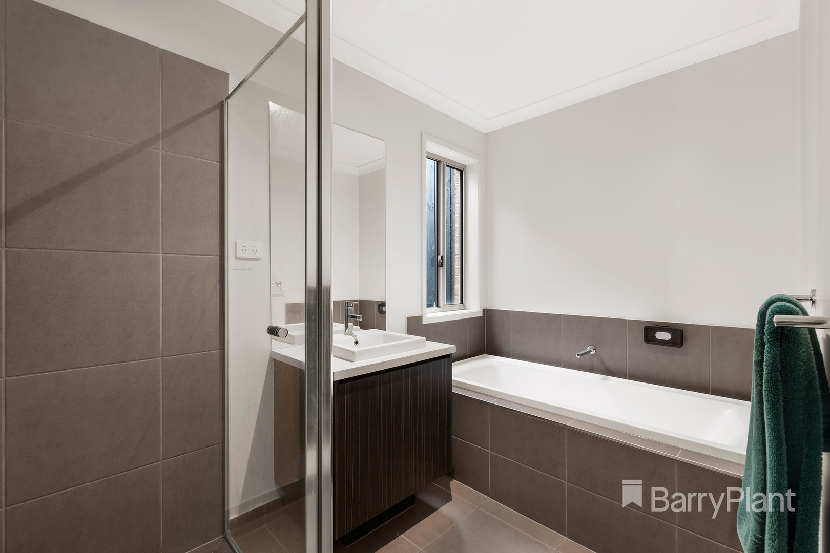 10 Woodoak Street, South Morang, VIC 3752, South Morang - Thumbnail 6