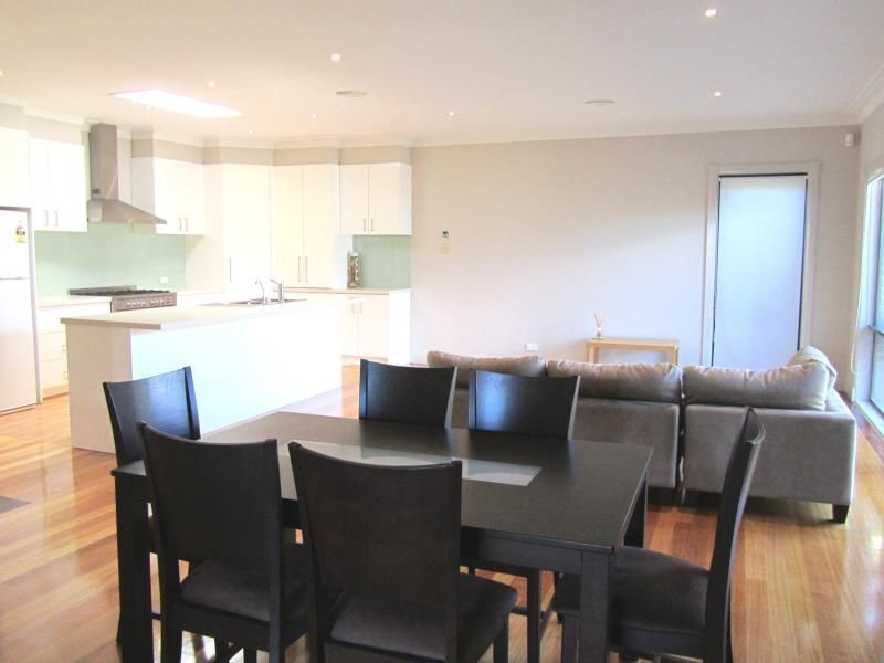 10 Woorarra Avenue, Doncaster East, VIC 3109, Doncaster East - Thumbnail 4