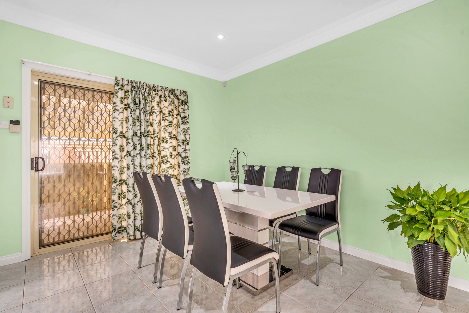 10 Wotan Drive, Epping, VIC 3076, Epping - Thumbnail 4