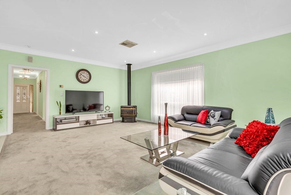 10 Wotan Drive, Epping, VIC 3076, Epping - Thumbnail 5