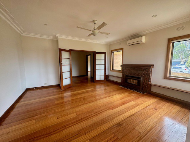 100 Ballarat Road, Hamlyn Heights, VIC 3215, Hamlyn Heights - Thumbnail 2